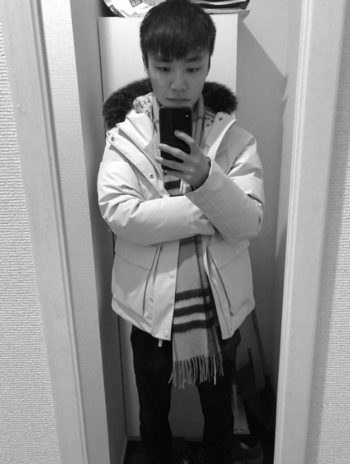 曝光一个骗子，叫周明豪qq：943246266